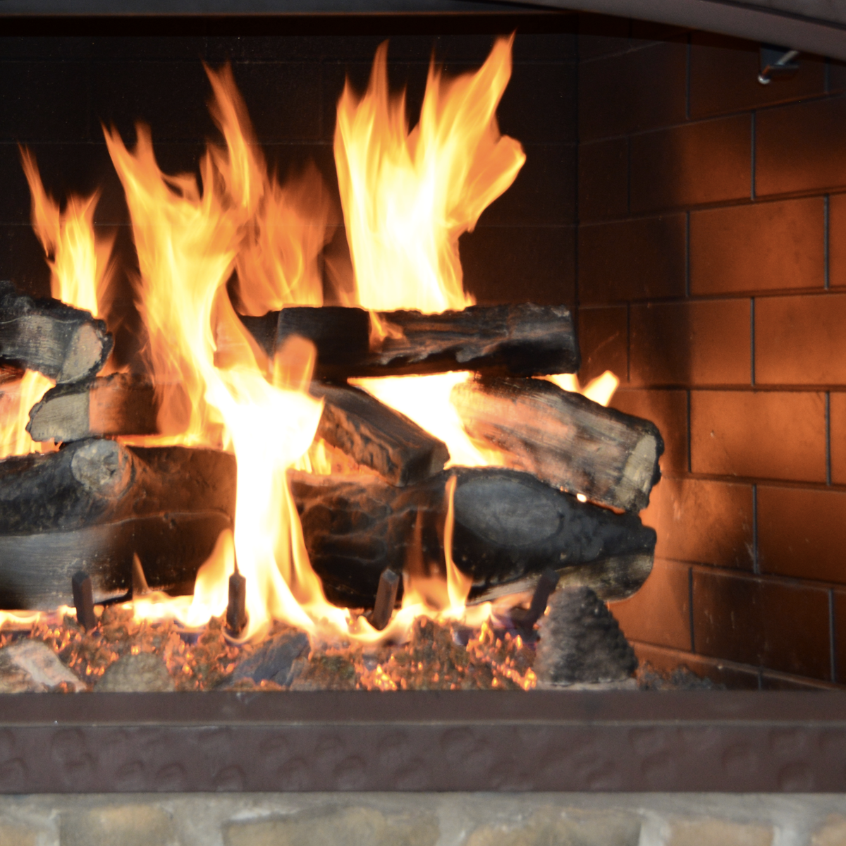 Virtual Fireplace - Free Online Fireplace